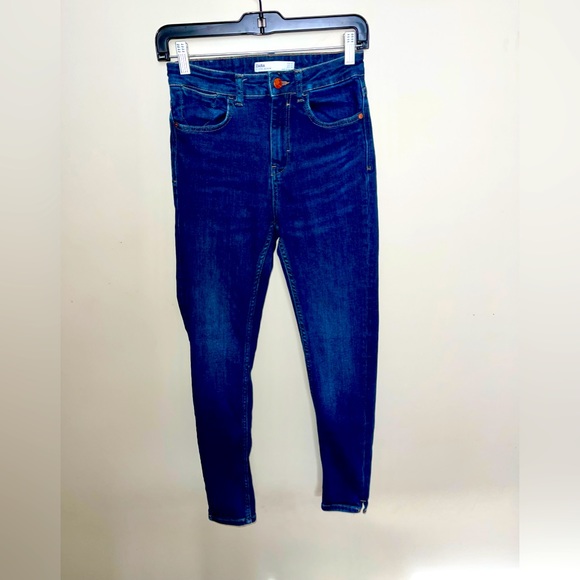 2 for $20 Zara Basic denim jeans - Picture 1 of 4